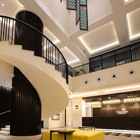 Lemon Tree Premier City Center Pune Esterno foto